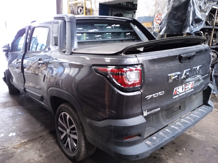  Jeep RAM 700 2021    EN DESARME